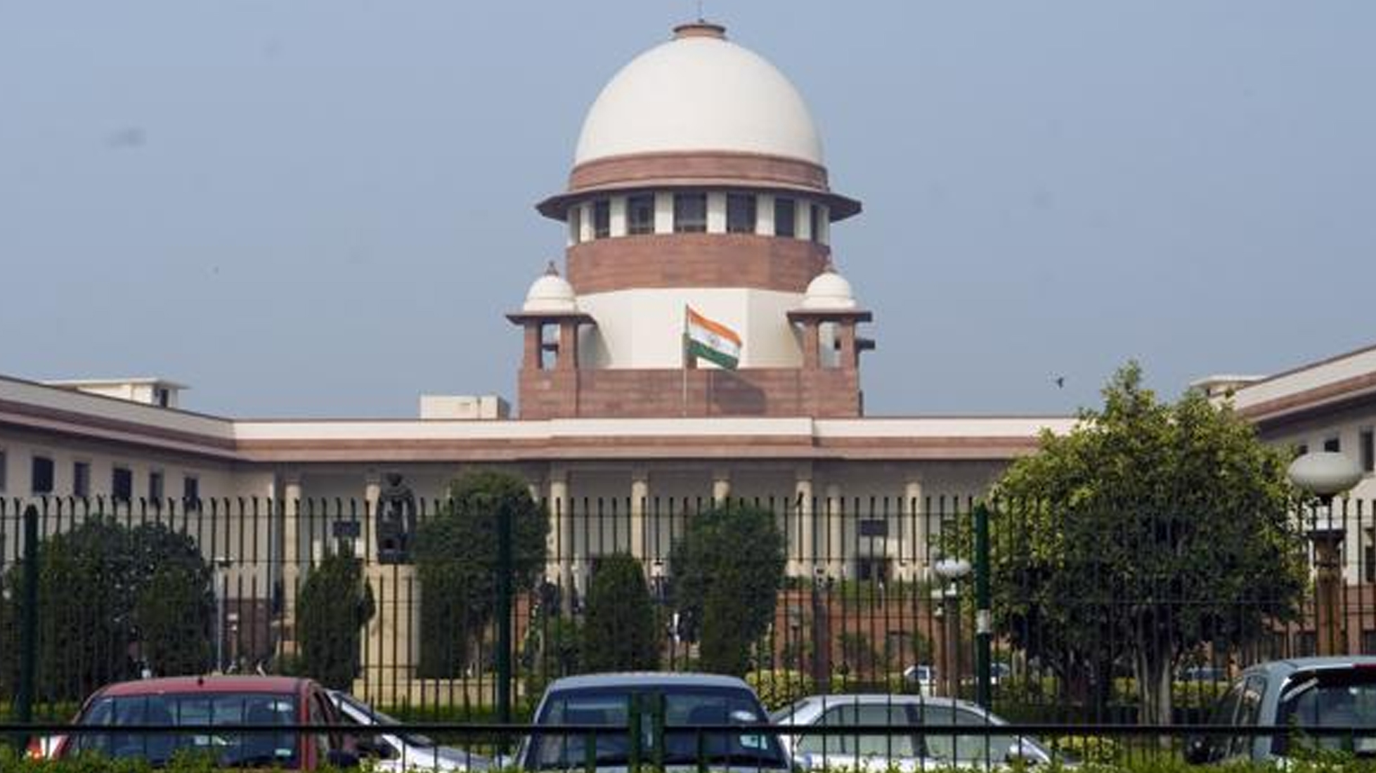 ಖಾಸಗಿತನದ ಹಕ್ಕು:ತೀರ್ಪು ಕಾಯ್ದಿರಿಸಿದ ಸುಪ್ರೀಂ